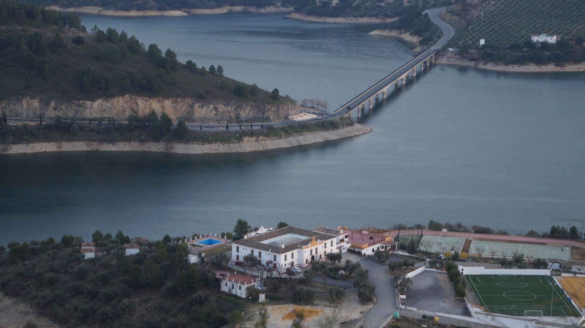 Caserio De Iznájar Exterior photo